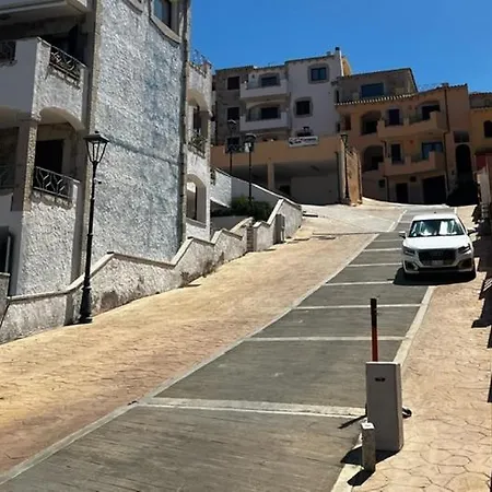 Appartamento Splendido Attico Con Ampia Terrazza La Maddalena (Sassari)