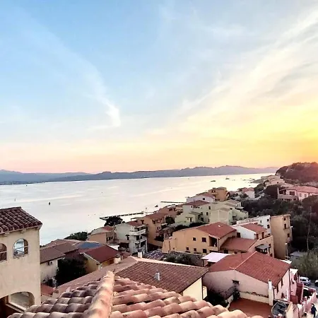 Splendido Attico Con Ampia Terrazza Apartment